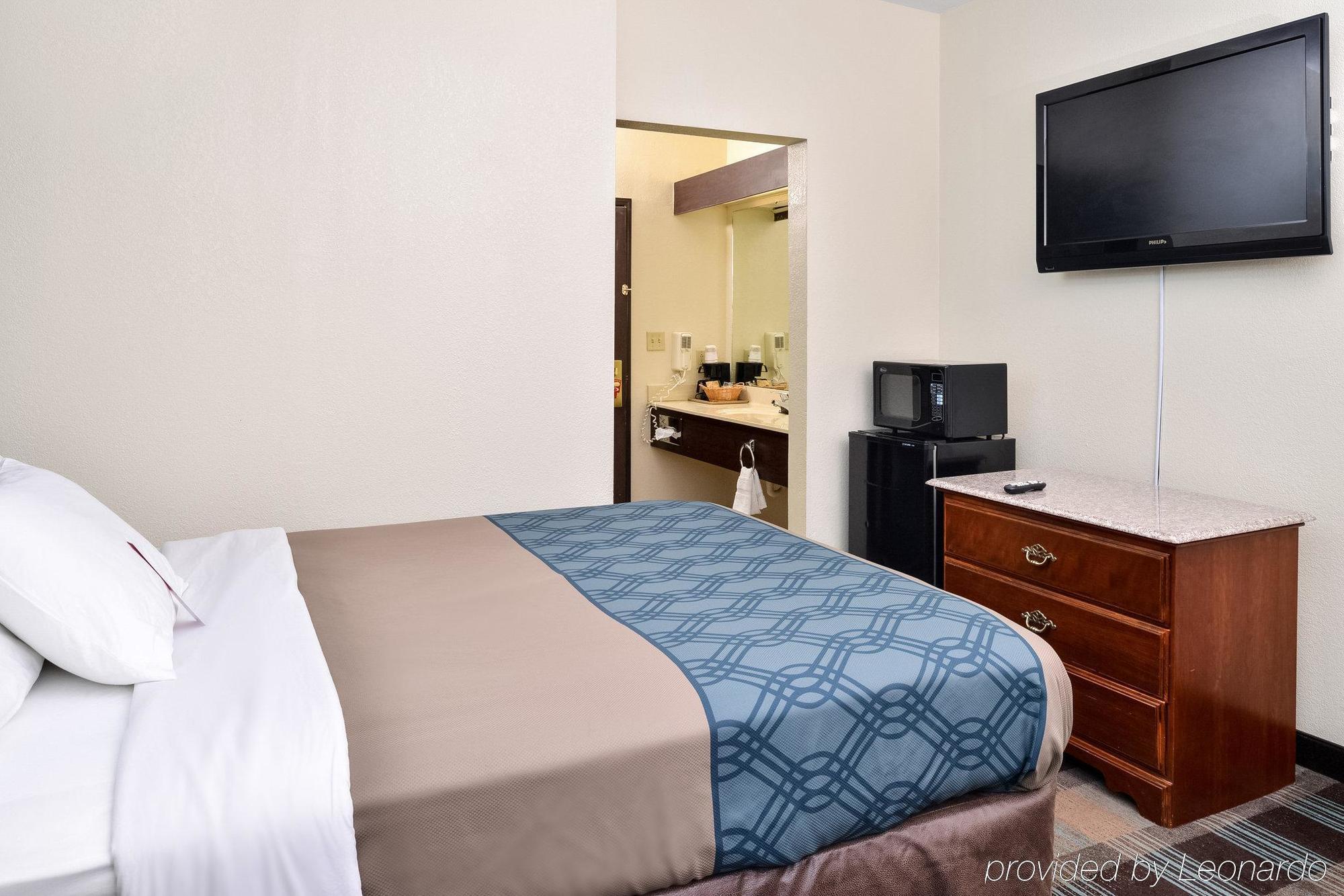 Econo Lodge Inn & Suites Shelbyville Exterior foto